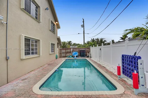 $1,075,000 | 466 Northeast 8th Avenue, Deerfield Beach, FL 33441