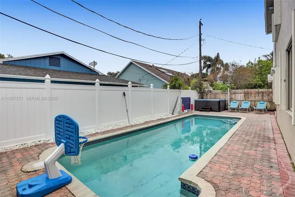 $1,075,000 | 466 Northeast 8th Avenue, Deerfield Beach, FL 33441