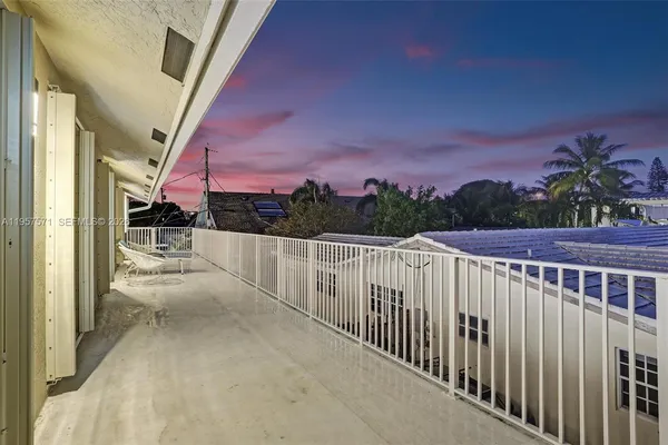 $1,075,000 | 466 Northeast 8th Avenue, Deerfield Beach, FL 33441