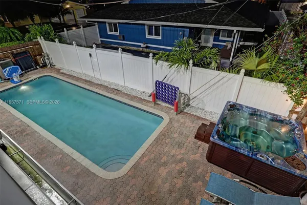 $1,075,000 | 466 Northeast 8th Avenue, Deerfield Beach, FL 33441