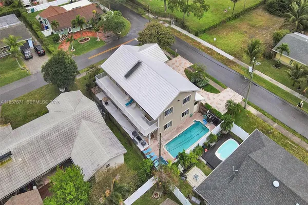 $1,075,000 | 466 Northeast 8th Avenue, Deerfield Beach, FL 33441