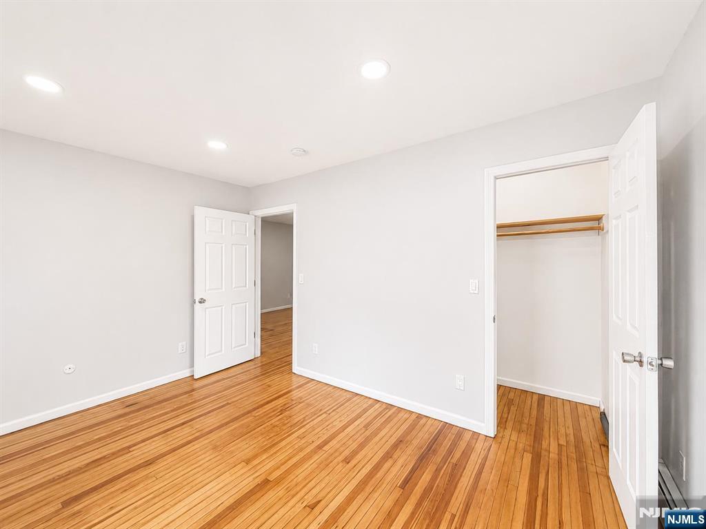 24 Sunderland Avenue Rutherford, NJ 07070 - Photo 21 of 34