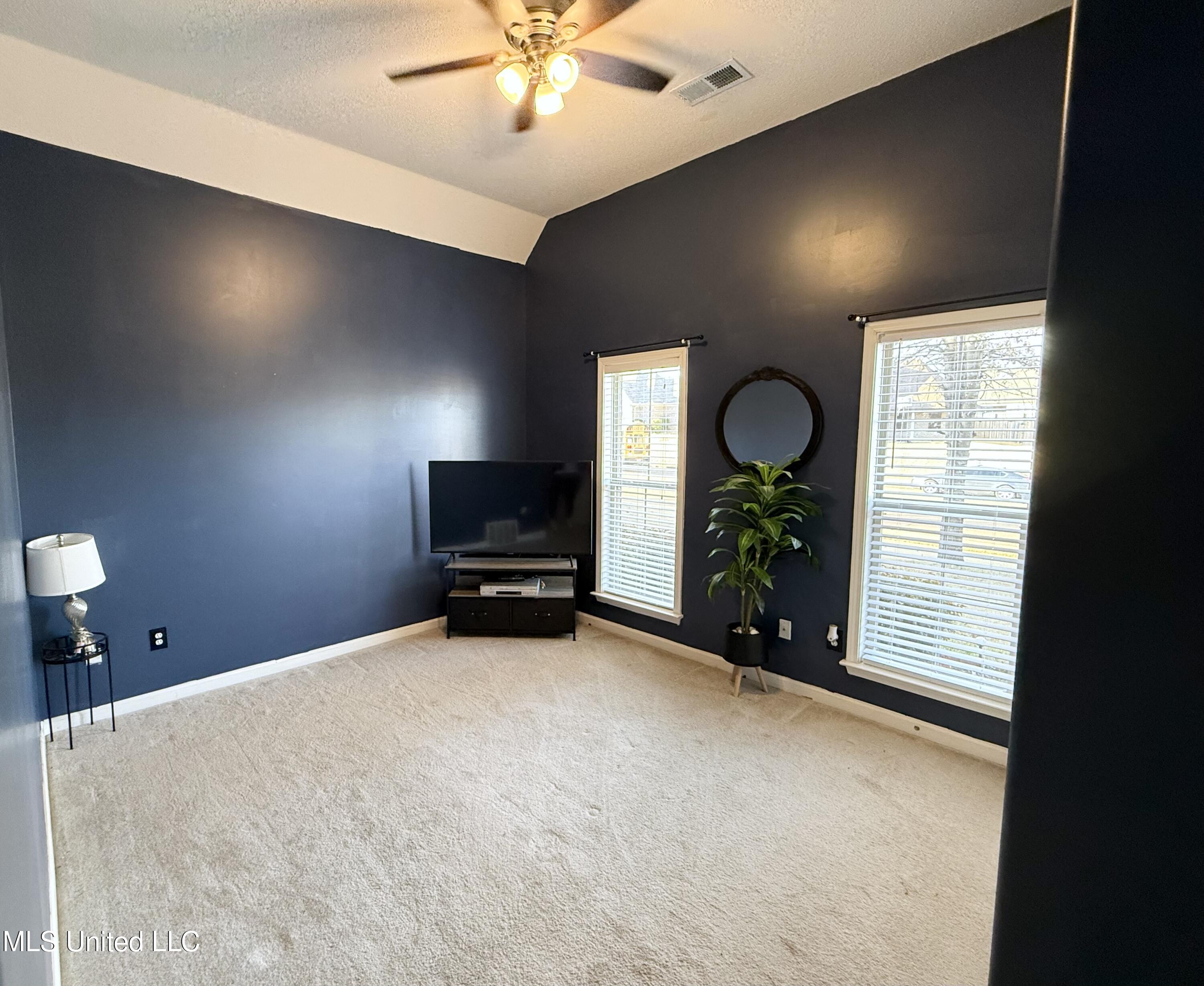 6369 Coleman Road Olive Branch, MS 38654 - Photo 18 of 22 IMG_2298