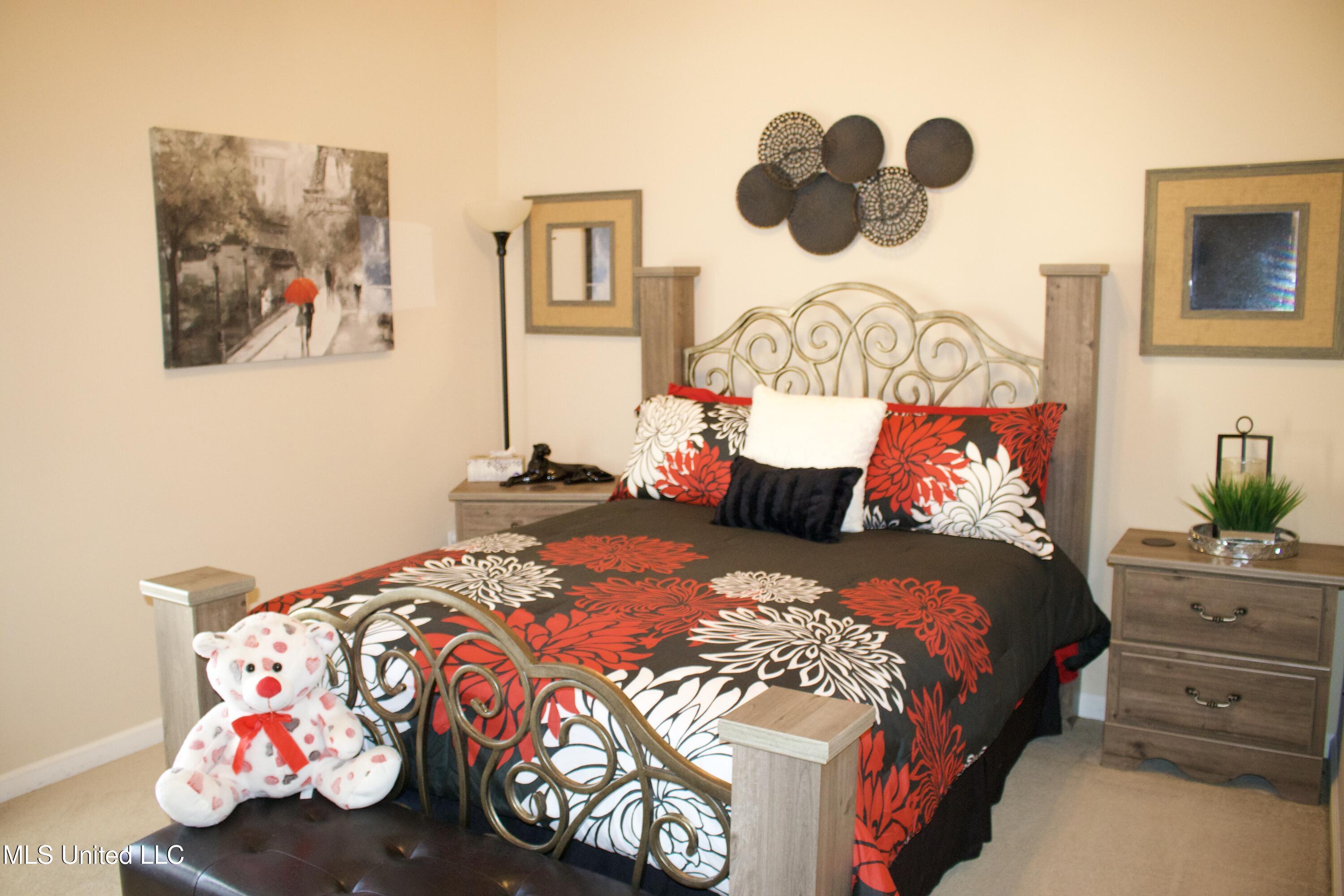 6369 Coleman Road Olive Branch, MS 38654 - Photo 3 of 22 IMG_2797