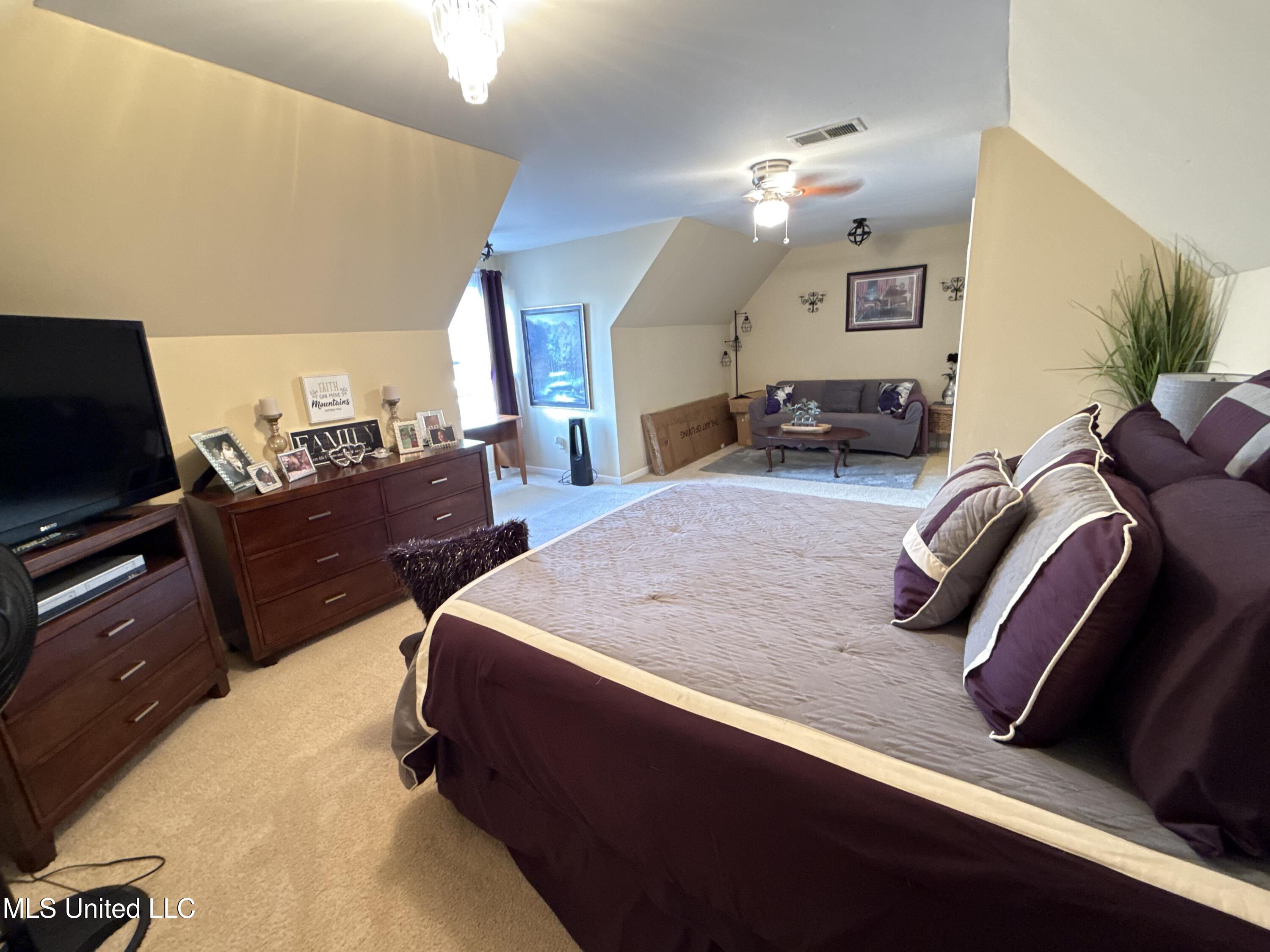 6369 Coleman Road Olive Branch, MS 38654 - Photo 6 of 22 IMG_2331