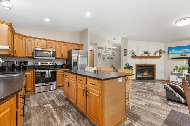 $419,900 | 17661 Browns Lane, Brainerd, MN 56401