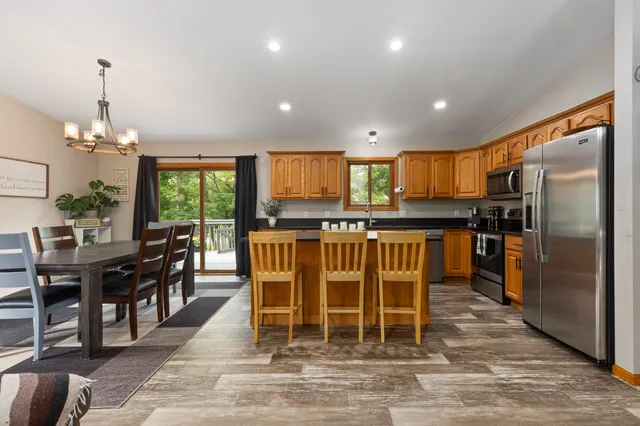 $419,900 | 17661 Browns Lane, Brainerd, MN 56401