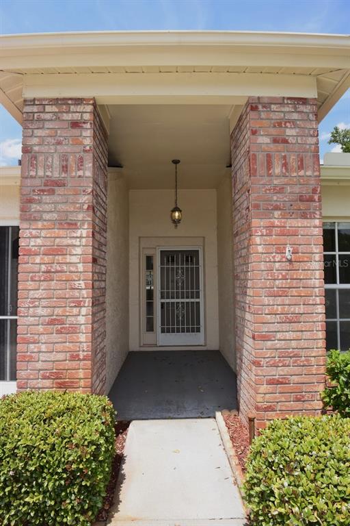 9027 Warwick Lane New Port Richey, FL 34655 - Photo 3 of 36