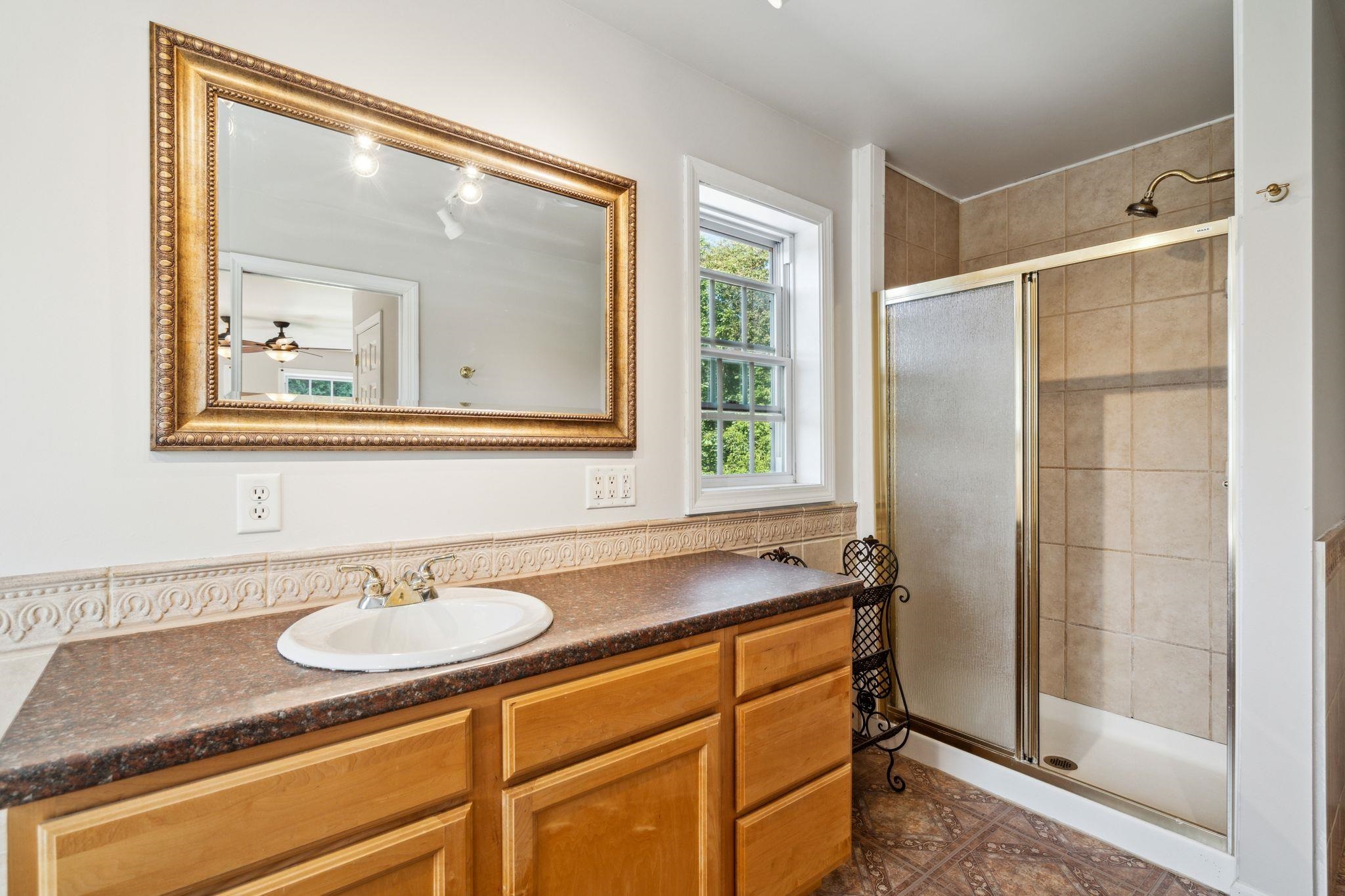 1 Riverside Lane Royalton, VT 05068 - Photo 23 of 40