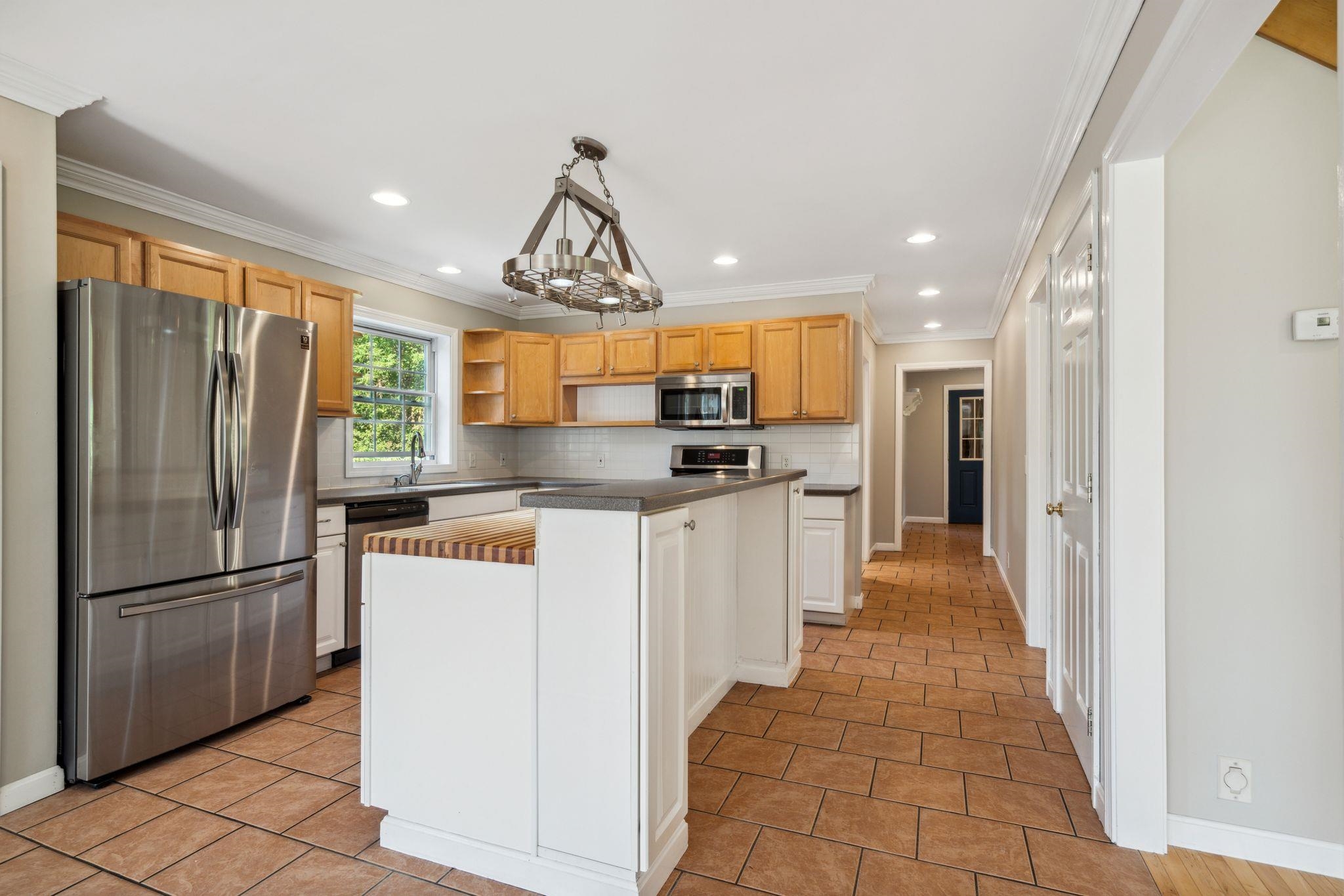 1 Riverside Lane Royalton, VT 05068 - Photo 4 of 40