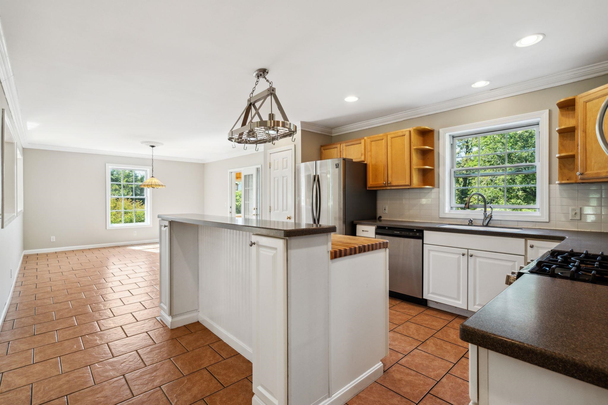 1 Riverside Lane Royalton, VT 05068 - Photo 5 of 40