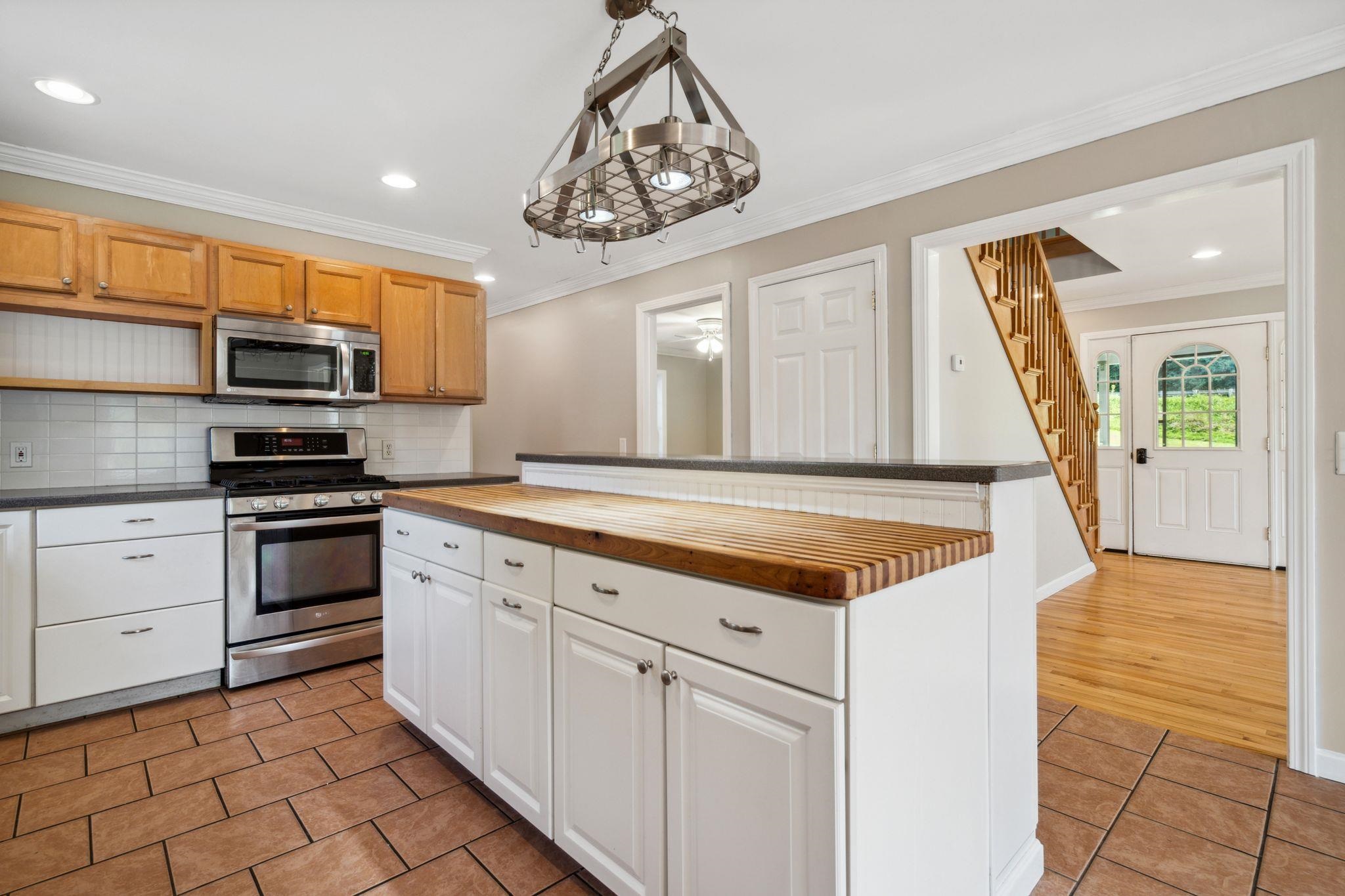 1 Riverside Lane Royalton, VT 05068 - Photo 6 of 40