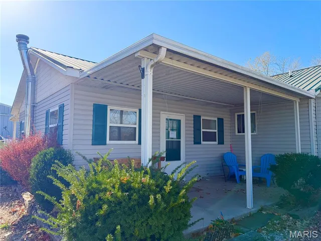 $279,000 | 41372 Eisenhower Trail, Perry, MO 63462