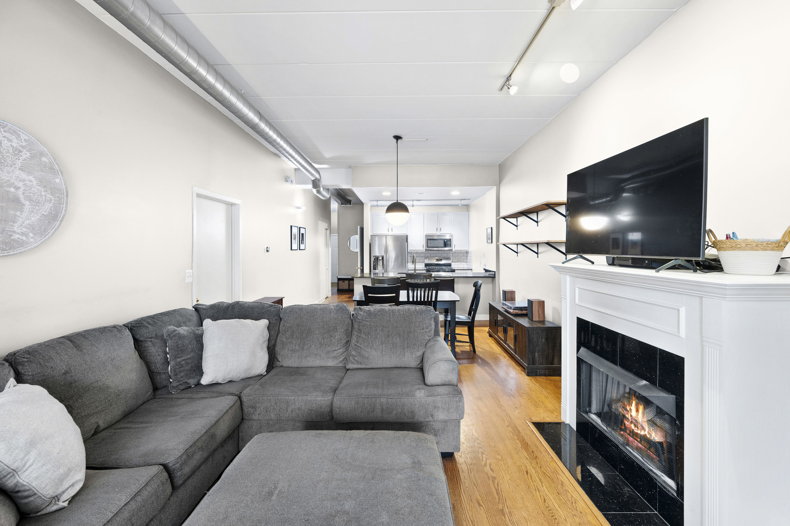 847 West Monroe Street, Unit 2B Chicago, IL 60607 - Photo 2 of 13 Gallery Image 2