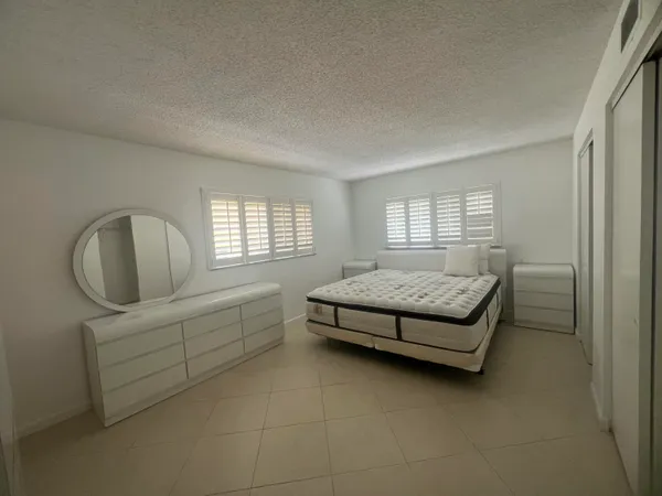 $1,500 | 2615 Northeast 3rd Street, Unit 213, Boynton Beach, FL 33435