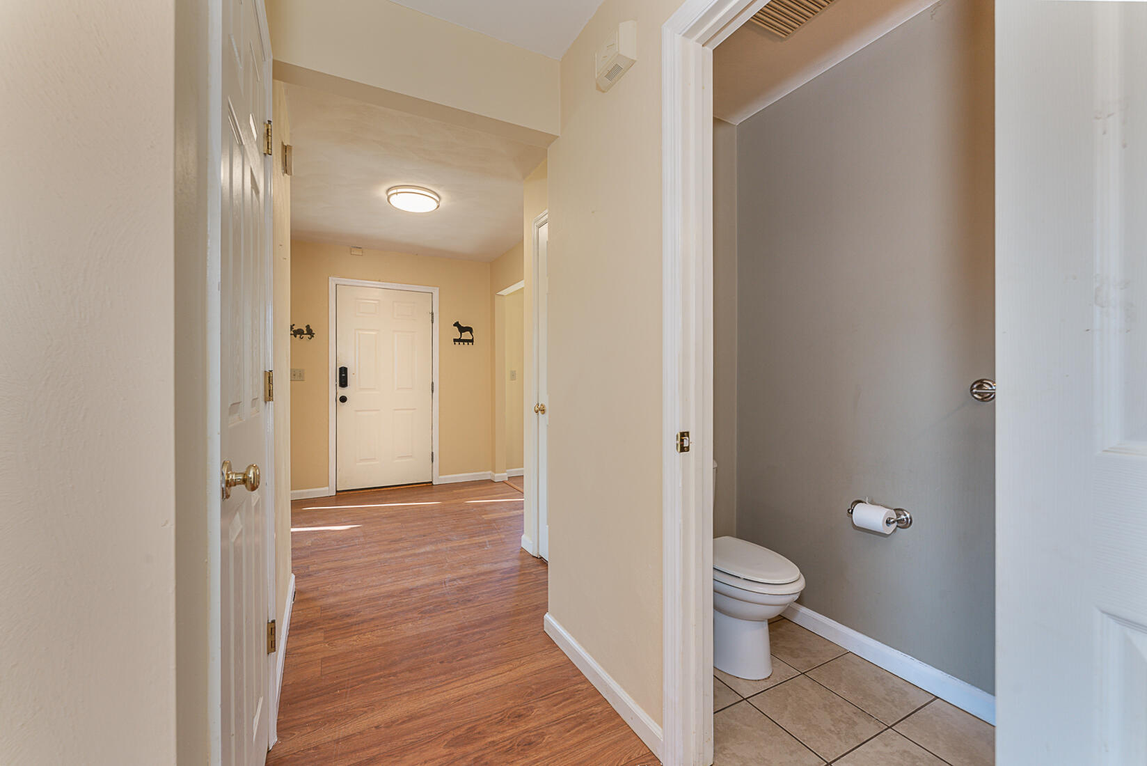 3490 Saunders Road Vinton, VA 24179 - Photo 11 of 60 a bathroom with a toilet