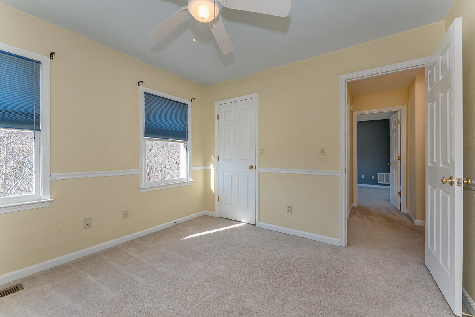 3490 Saunders Road Vinton, VA 24179 - Photo 34 of 60 a view of an empty room with a window