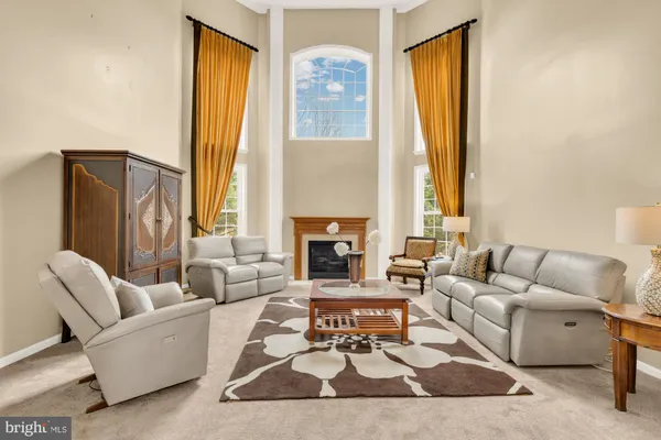 $1,150,000 | 5022 Burnside Farm Place, Haymarket, VA 20169