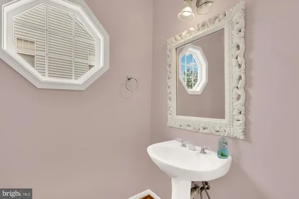 $1,150,000 | 5022 Burnside Farm Place, Haymarket, VA 20169