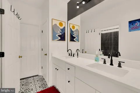 $1,125,000 | 5022 Burnside Farm Place, Haymarket, VA 20169