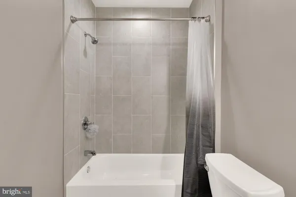 $1,150,000 | 5022 Burnside Farm Place, Haymarket, VA 20169