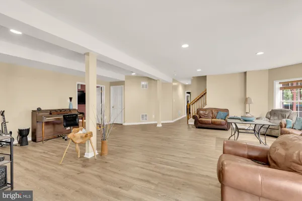 $1,150,000 | 5022 Burnside Farm Place, Haymarket, VA 20169