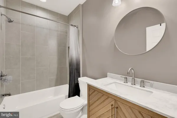 $1,150,000 | 5022 Burnside Farm Place, Haymarket, VA 20169