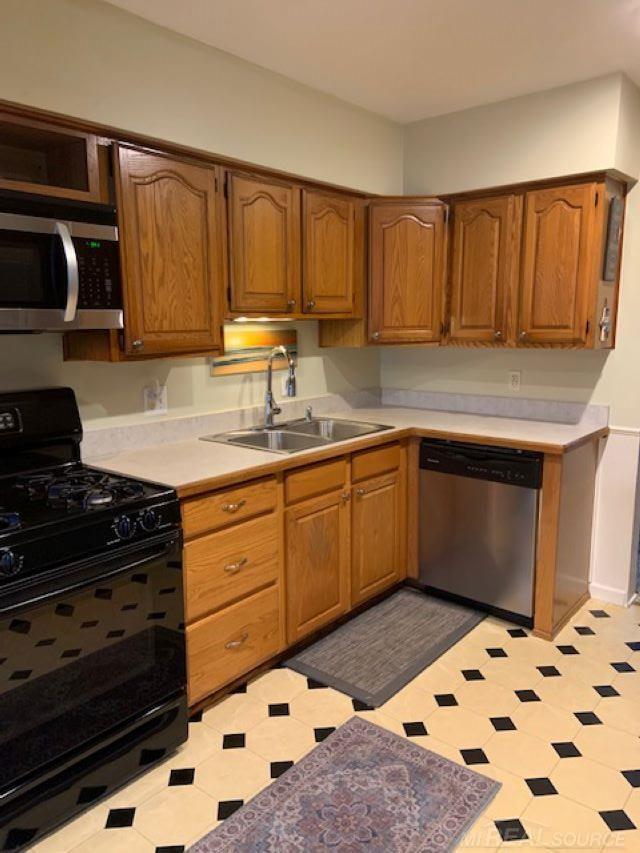 47730 Forbes Street Chesterfield, MI 48047 - Photo 9 of 21