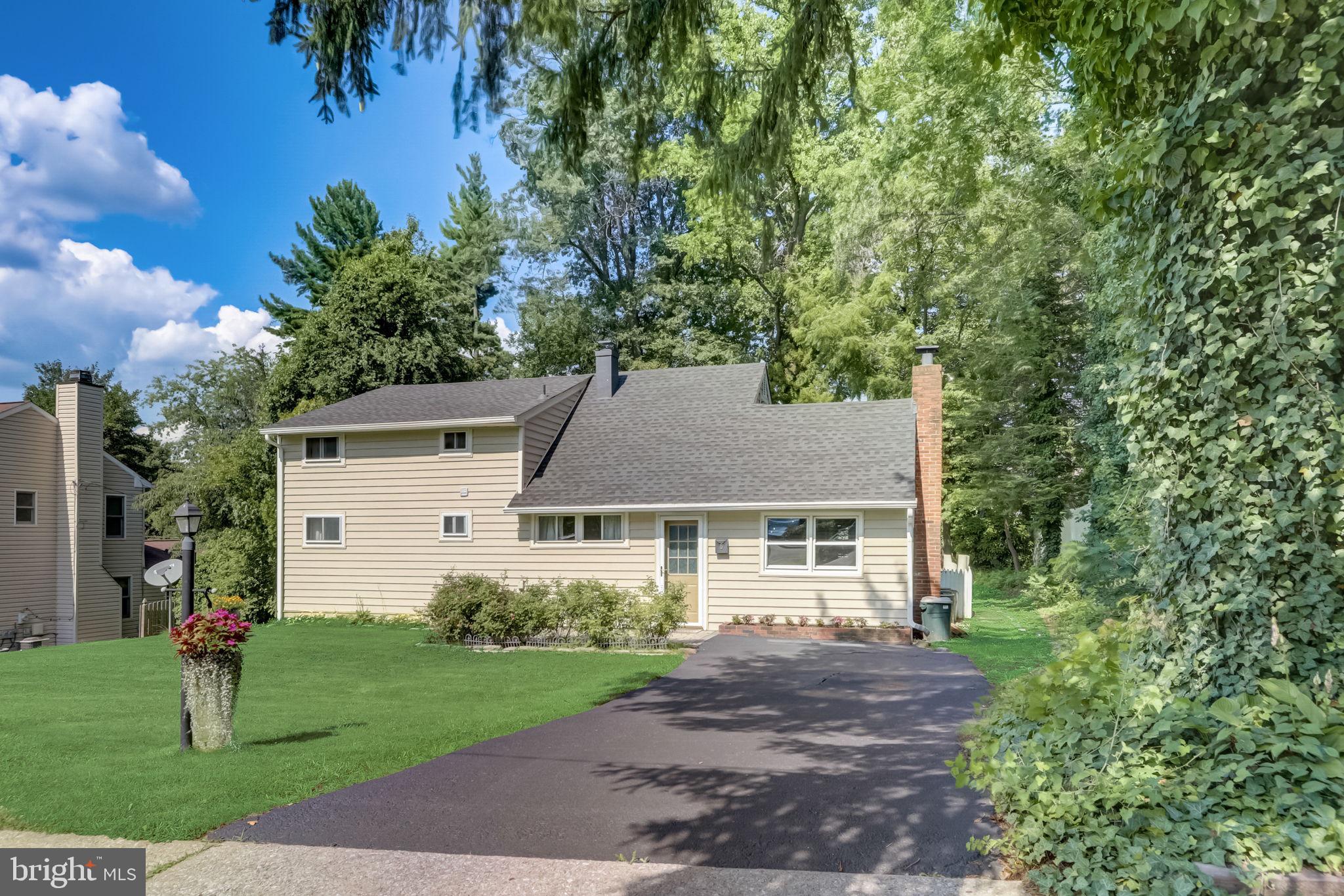 5 Devonwood Road Wayne, PA 19087 - Photo 4 of 52