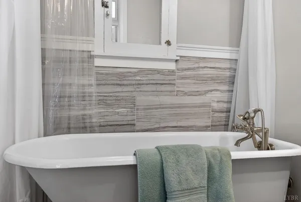 $549,900 | 1007 Court Street, Lynchburg, VA 24504