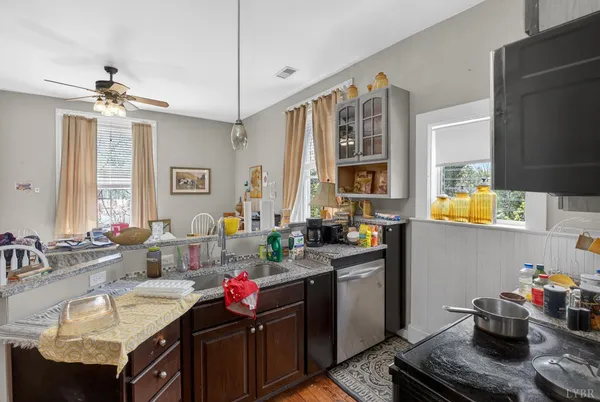 $549,900 | 1007 Court Street, Lynchburg, VA 24504