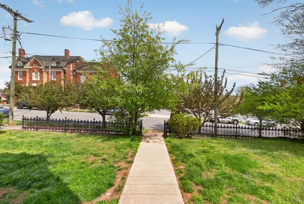 $549,900 | 1007 Court Street, Lynchburg, VA 24504