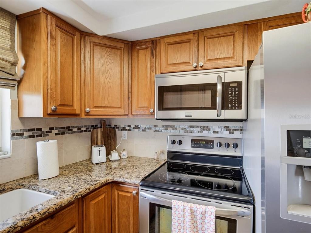 7130 Hollybay Road New Port Richey, FL 34653 - Photo 14 of 44 Gallery Image 14