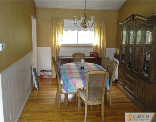 6 Barrie Road East Brunswick, NJ 08816 - Photo 4 of 11 Gallery Image 4