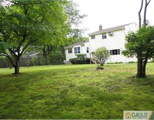6 Barrie Road East Brunswick, NJ 08816 - Photo 10 of 11 Gallery Image 10