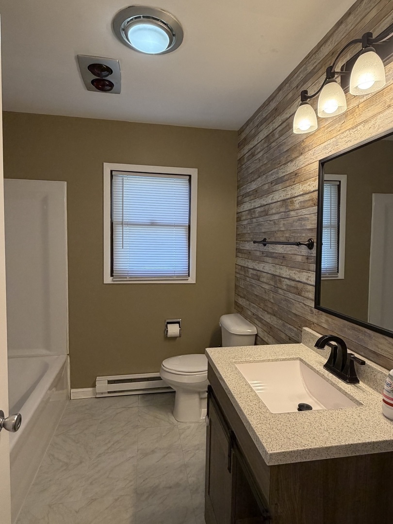 419 East Cleveland Street Cullom, IL 60929 - Photo 11 of 14
