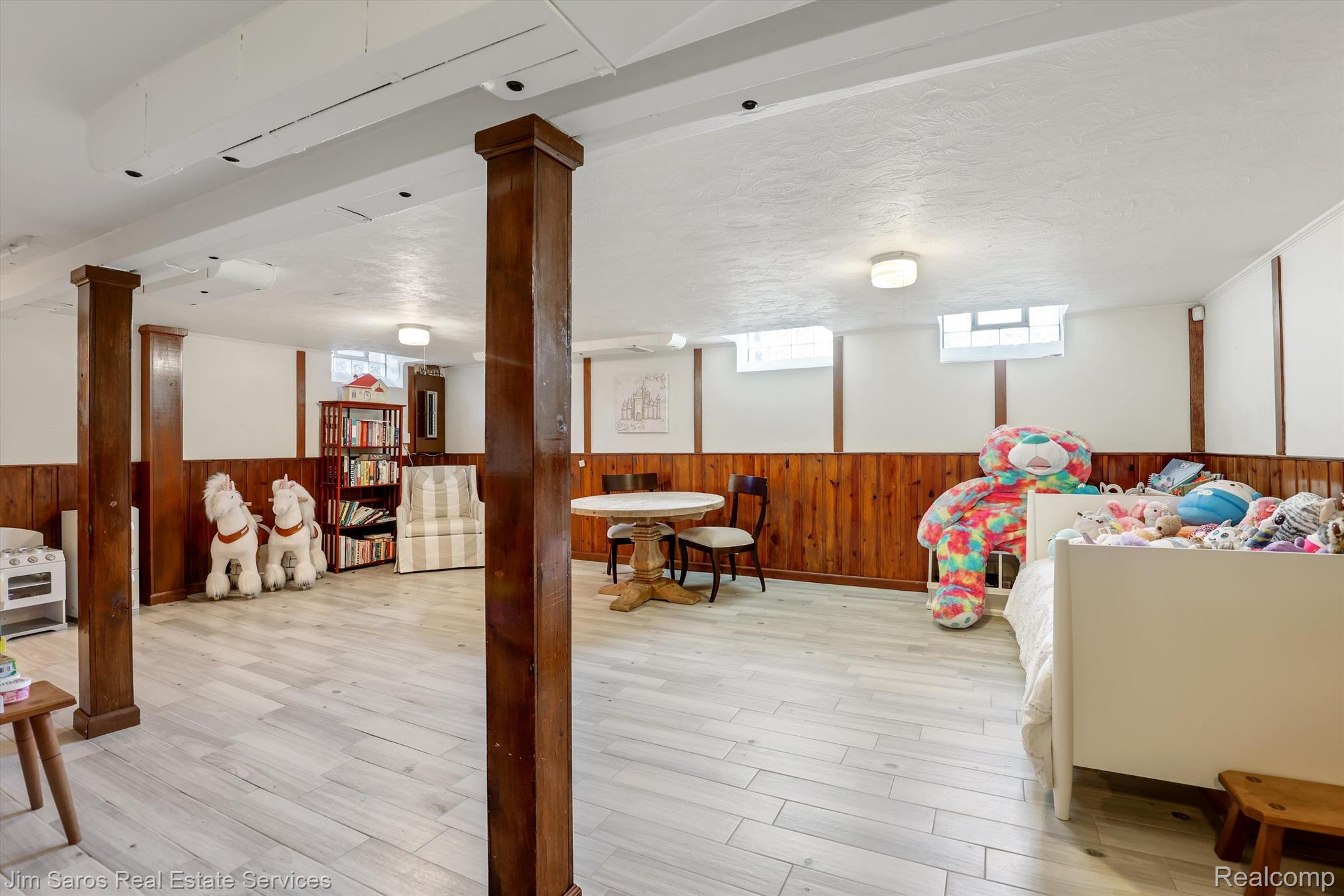 1304 Devonshire Road Grosse Pointe, MI 48230 - Photo 25 of 32 Gallery Image 25