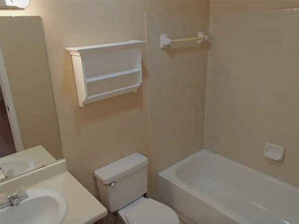 $1,295 | 617 Luther Drive, Unit B, Georgetown, TX 78628