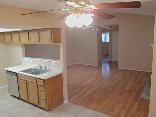 $1,295 | 617 Luther Drive, Unit B, Georgetown, TX 78628