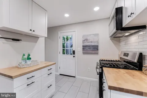 $650,000 | 3315 Ferndale Street, Kensington, MD 20895