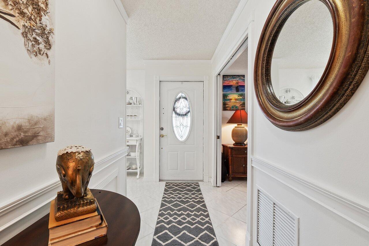 5010 Privet Place, Unit 101 Delray Beach, FL 33484 - Photo 2 of 29 006-5010PrivetPlace-DelrayBeach-FL-33484
