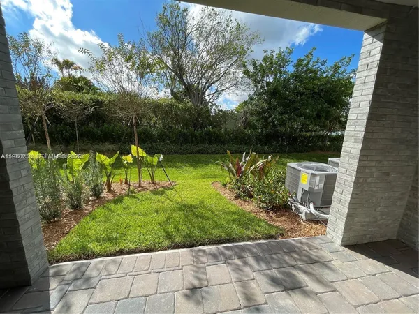 $3,500 | 188 Southeast 5th Court, Deerfield Beach, FL 33441