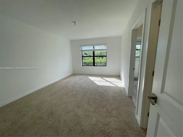 $3,500 | 188 Southeast 5th Court, Deerfield Beach, FL 33441