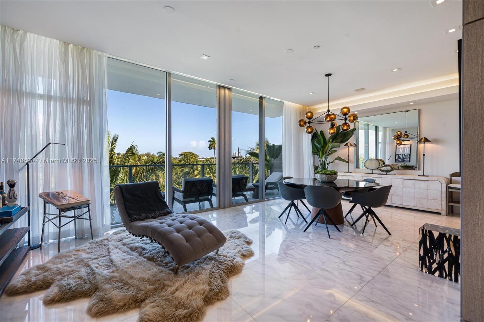 1201 20th Street, Unit PH02 Miami Beach, FL 33139 - Photo 11 of 39 dining area