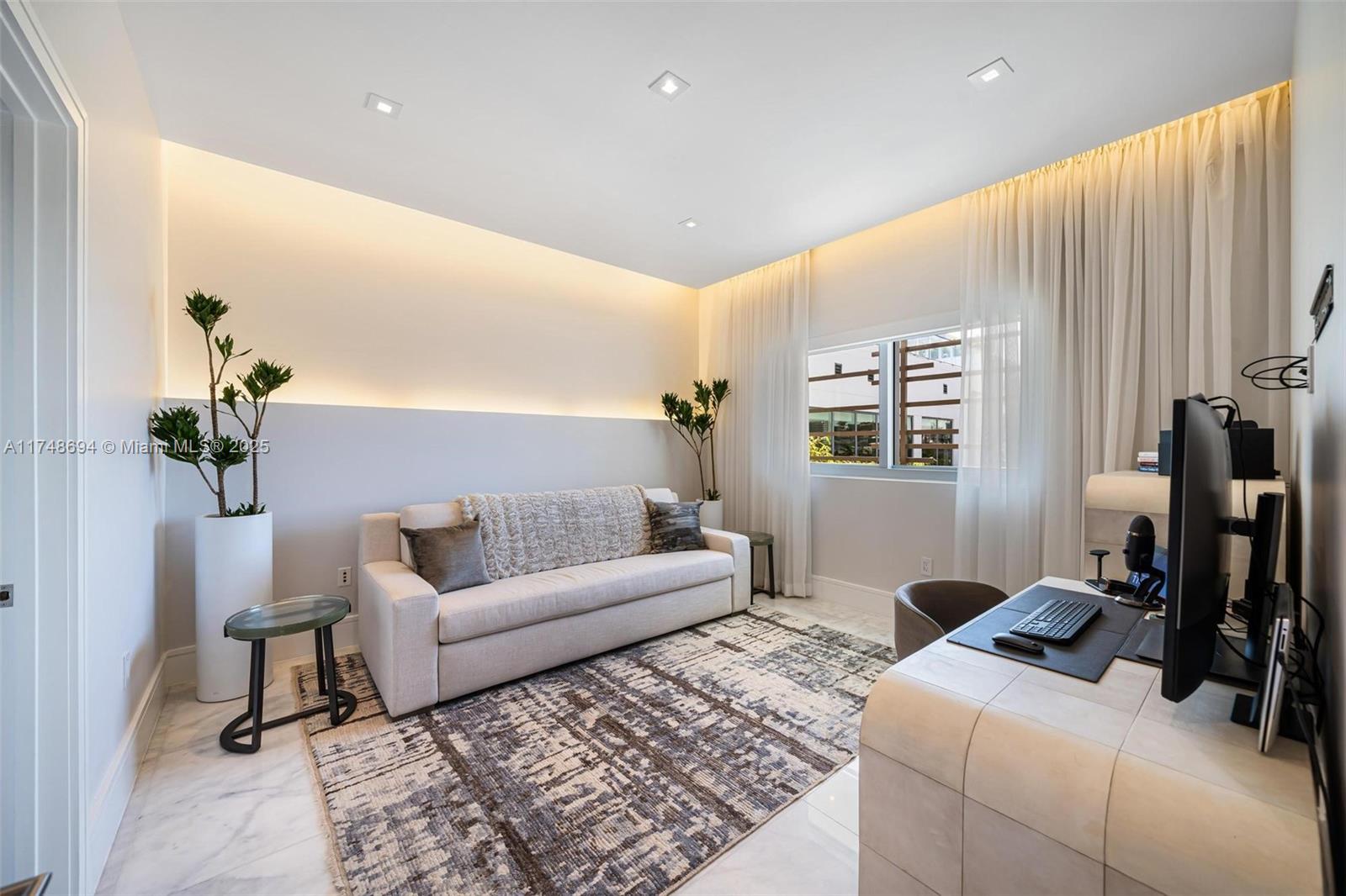 1201 20th Street, Unit PH02 Miami Beach, FL 33139 - Photo 19 of 39 guest bedroom