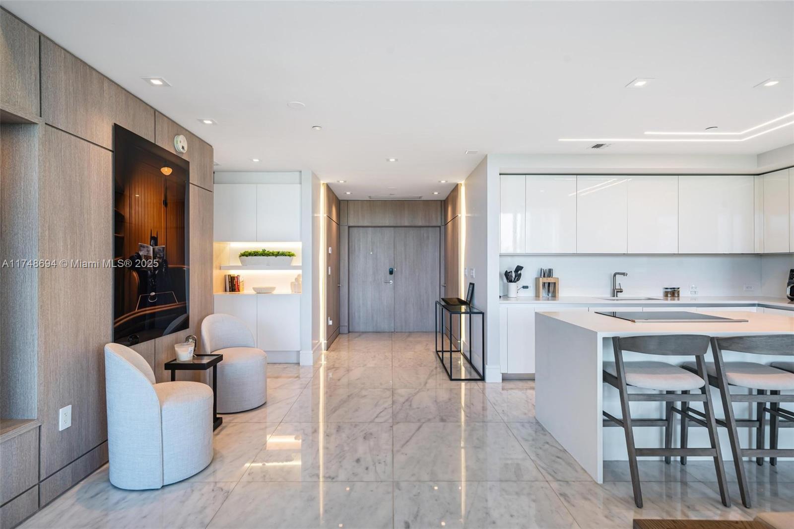 1201 20th Street, Unit PH02 Miami Beach, FL 33139 - Photo 6 of 39