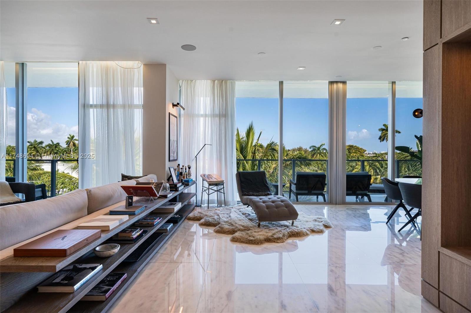 1201 20th Street, Unit PH02 Miami Beach, FL 33139 - Photo 10 of 39