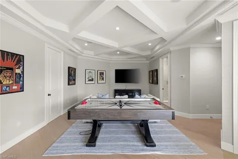 $5,495,000 | 707 Hickory Road, Naples, FL 34108
