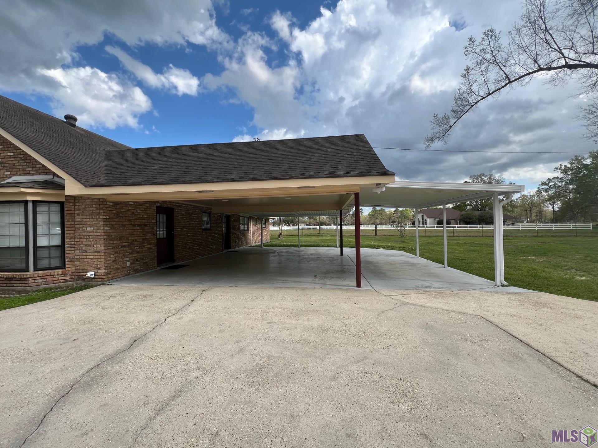 9240 Lockhart Road Denham Springs, LA 70726 - Photo 23 of 23