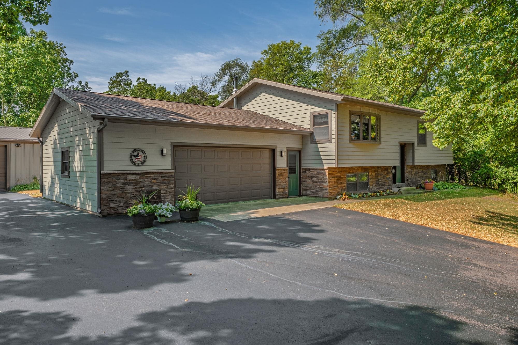 7475 Privett Road Sauk City, WI 53583 - Photo 24 of 59